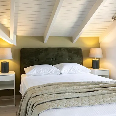 Domus Διαμέρισμα